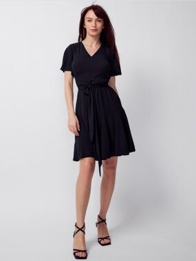 Women's Flutter Sleeve Godet MIDI Dress, Black, Size 8 by White House Black Mark